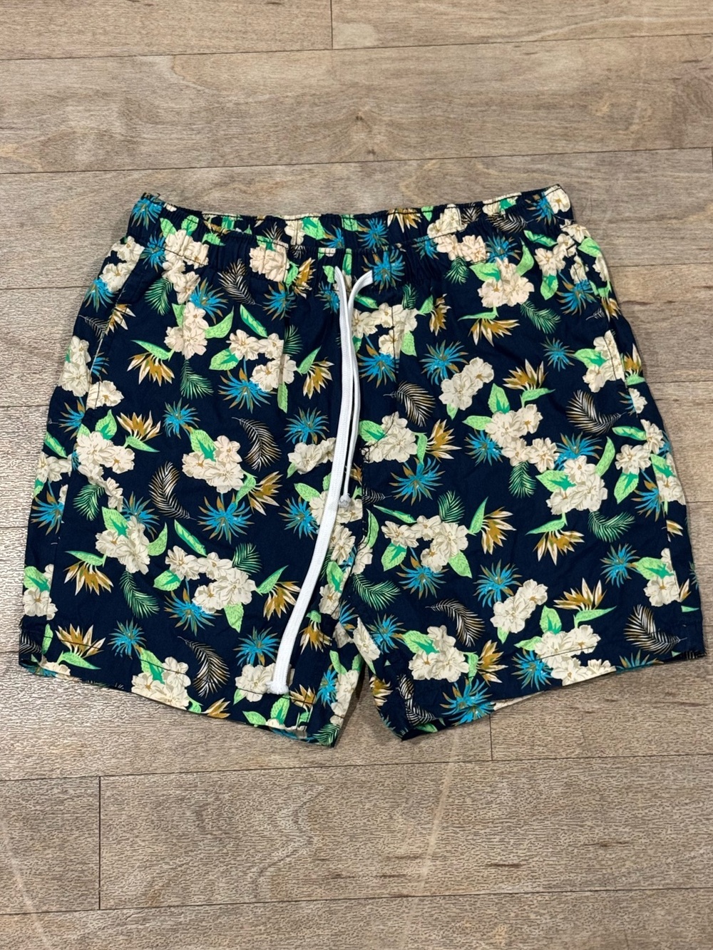 Oxford Blue Floral Print Swim Shorts With Drawstring Size Medium